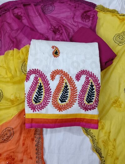 Off-white/Magenta, Chanderi, Thread Work (Kolkata work), Unstitched suit